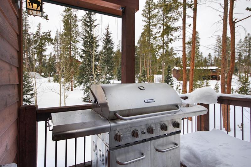 Pine Needle Lodge Private Breckenridge Home with Hot Tub - image 37