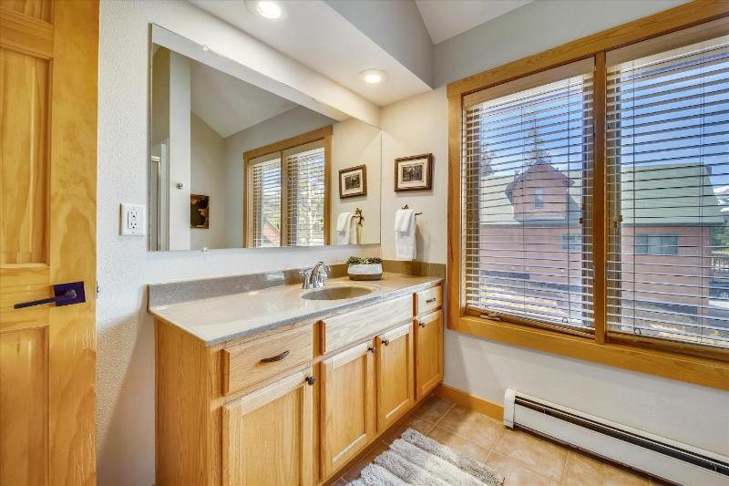 Powder Moose Villa- Breck Home with Hot Tub and Mountain Views - image 16