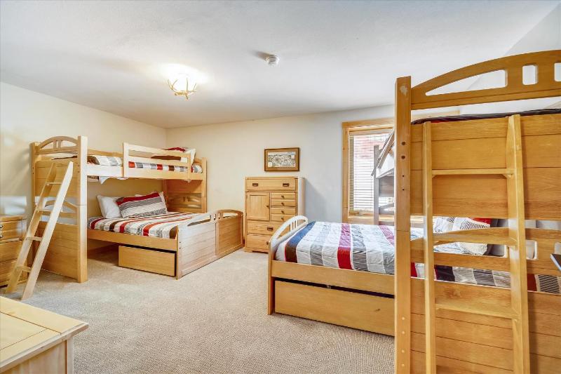 Powder Moose Villa- Breck Home with Hot Tub and Mountain Views - image 14