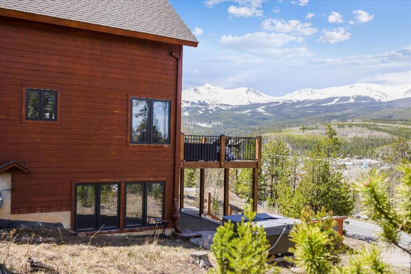 Powder Moose Villa- Breck Home with Hot Tub and Mountain Views - image 2