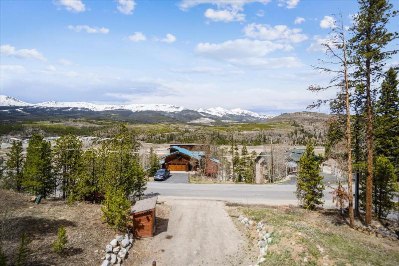 Powder Moose Villa- Breck Home with Hot Tub and Mountain Views - image 45