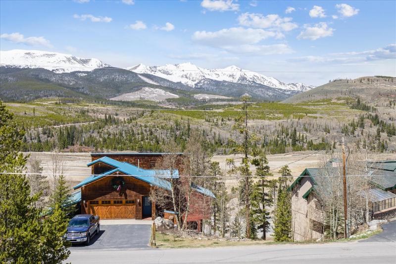 Powder Moose Villa- Breck Home with Hot Tub and Mountain Views - image 42