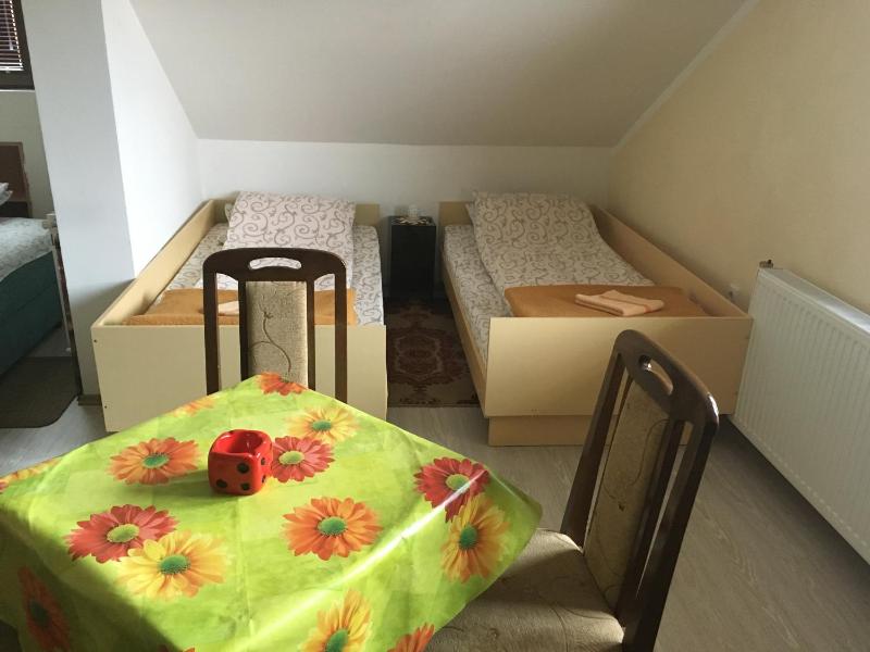 Studio Apartment image 2