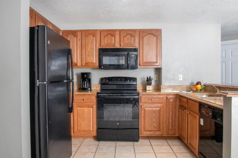 Grand Desert Resort 2BR Villa - image 3