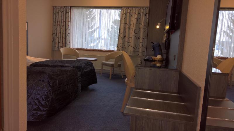 Double Room image 2