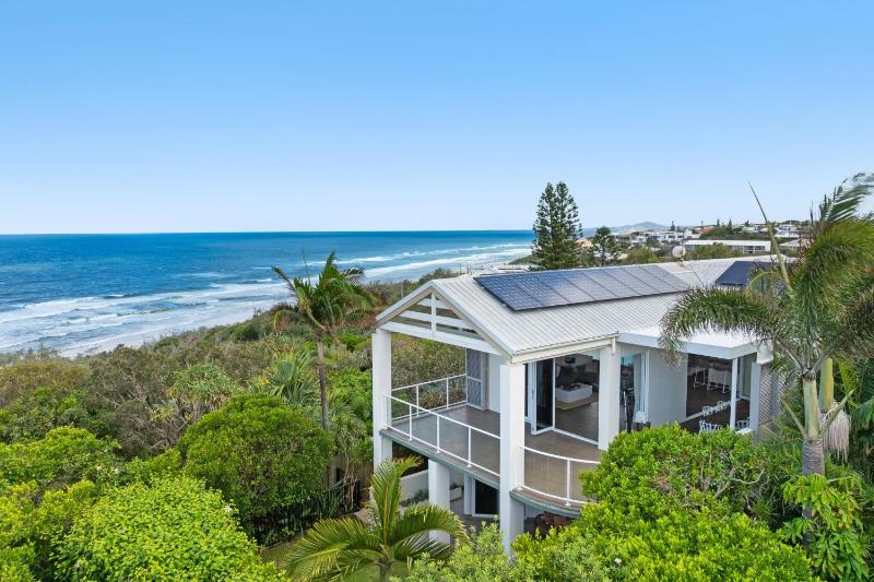 Aqua North House Ocean Views & Pool - image 1
