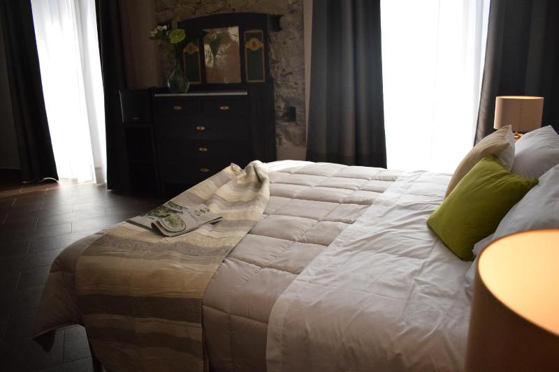 Triple Room with Mountain View image 3