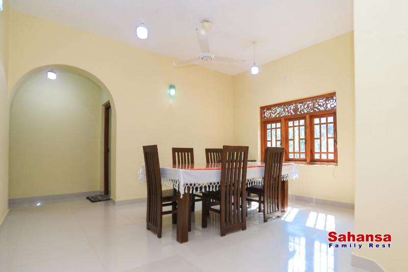 Sahansa Family Rest - image 8