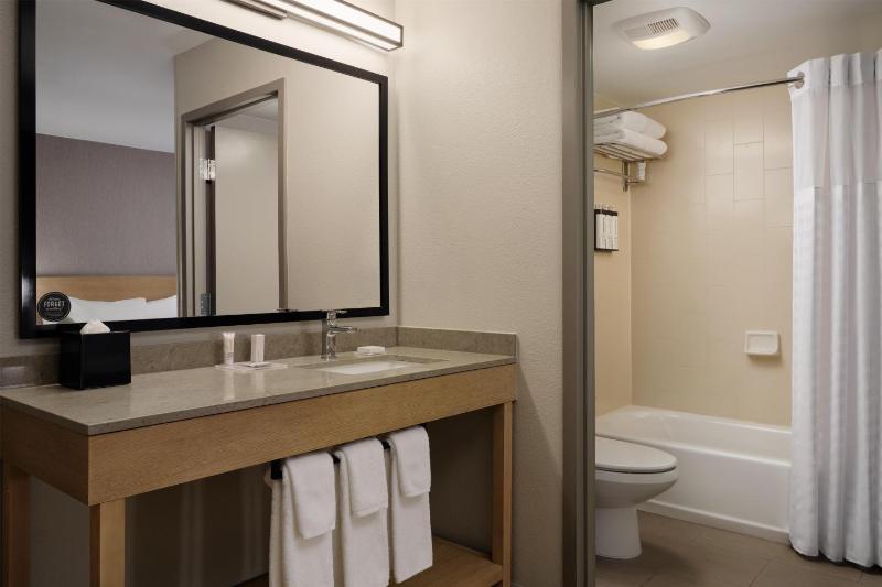 Hyatt Place Tampa Airport/Westshore - image 48