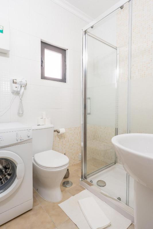 StayHub Ocean Horizon Sea View & Pool - image 45