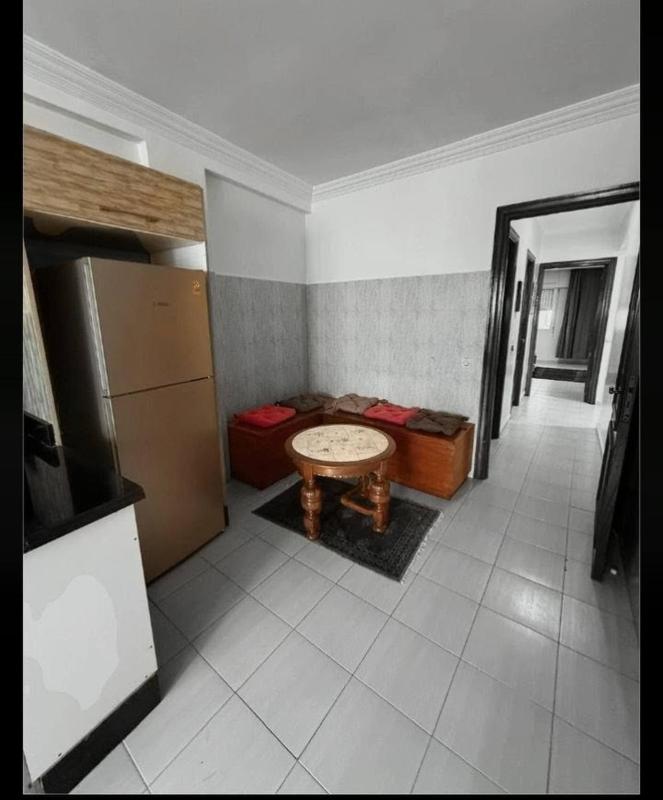 Charming 2-Bedroom Apartment in Hea rt of Casablanca - image 2