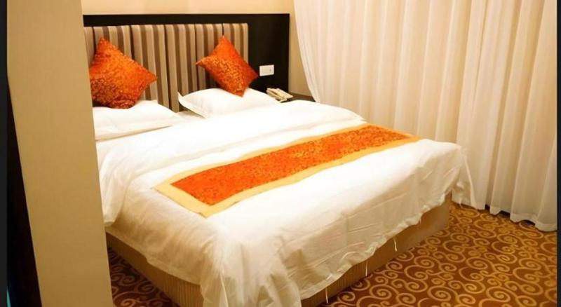 Vienna Hotel Chengdu Exhibition Center - image 15