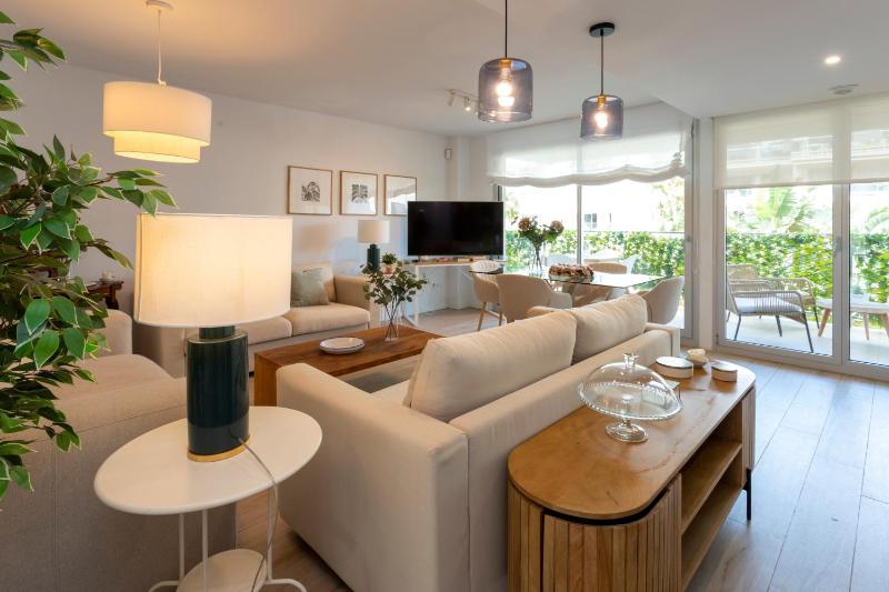 Marina Real II fabuloso apartamento by Bookindenia - image 17