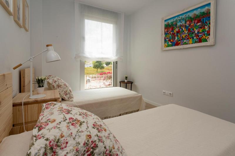 Marina Real II fabuloso apartamento by Bookindenia - image 6