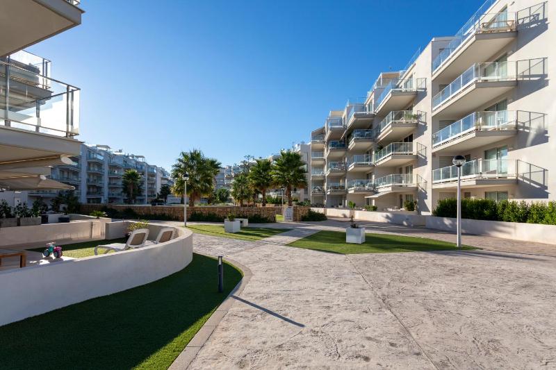 Marina Real II fabuloso apartamento by Bookindenia - image 25