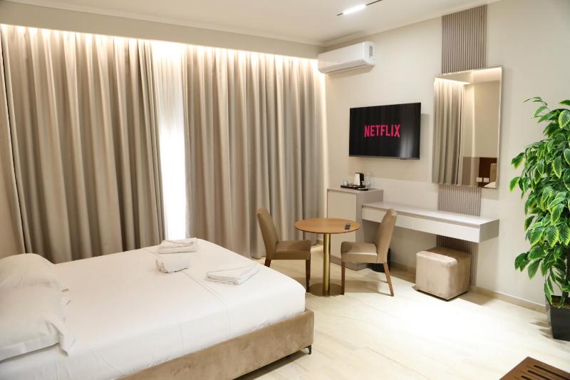 Anchor Luxury Rooms - image 5