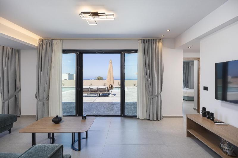Villa Selene Luxury Sea View Villa - image 7