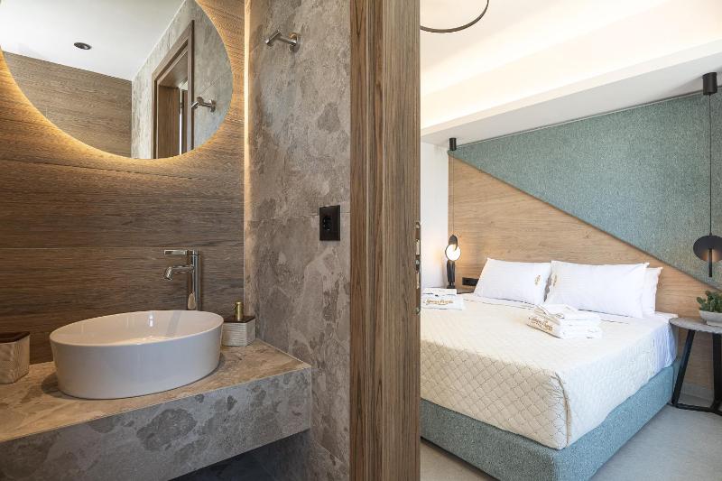 Villa Selene Luxury Sea View Villa - image 2
