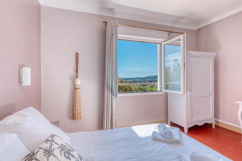 Hôtel Paradis - image 26