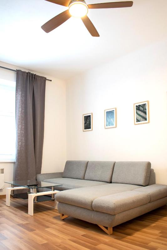 Central Gate Old Town Apartment - image 5