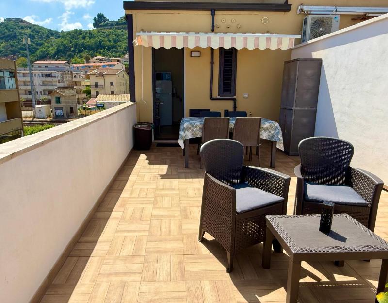 Emyteo Apartment - image 31