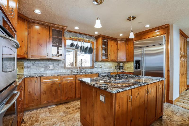 Rounds Retreat Private Breck Home with Hot Tub and Game Room - image 41