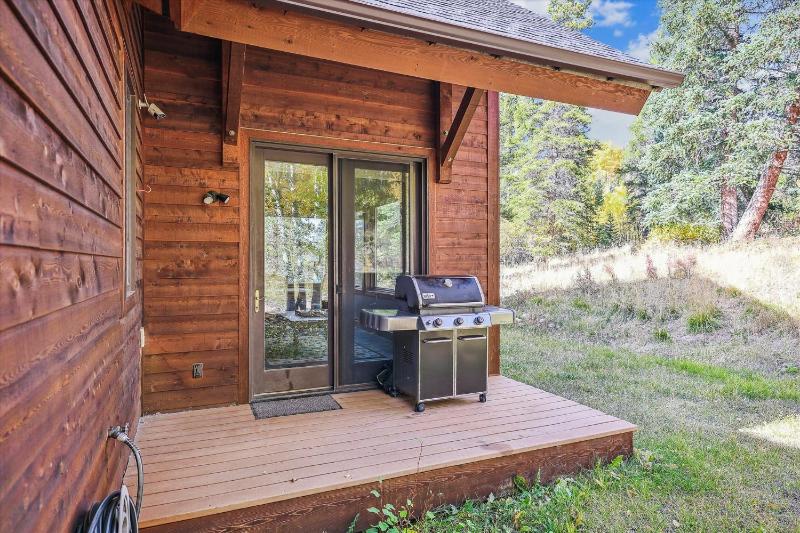 Rounds Retreat Private Breck Home with Hot Tub and Game Room - image 21
