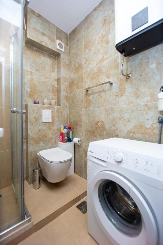 Elegant Designer's Studio - image 14