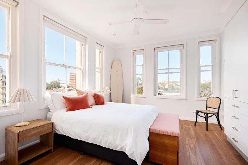 Sundrift Manly - image 5