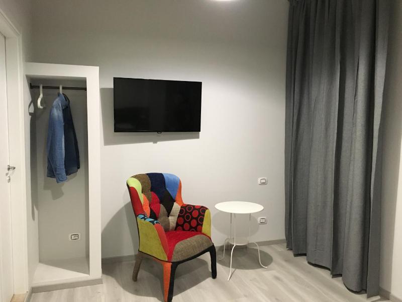 Standard Double Room image 4