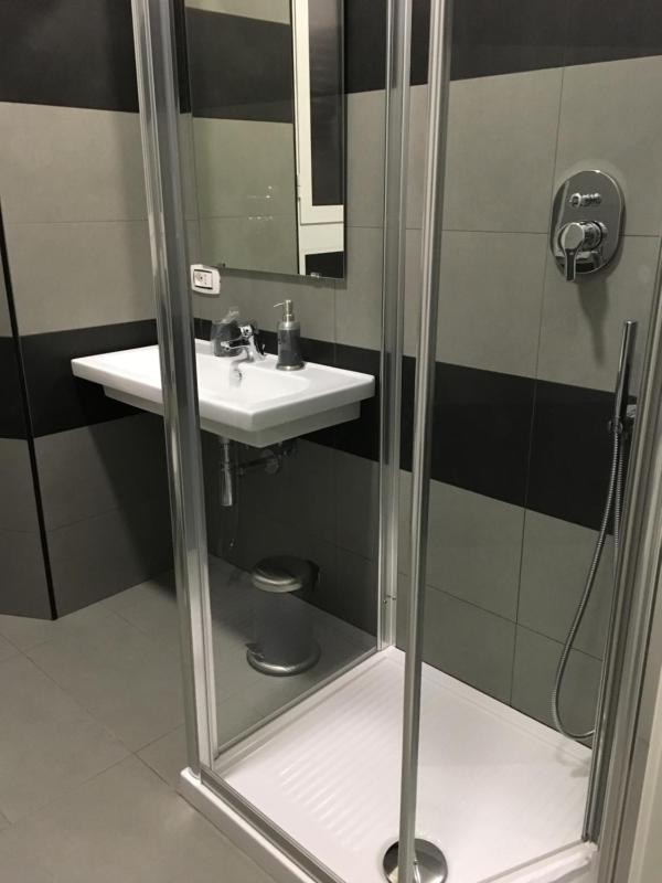 Standard Double Room image 2