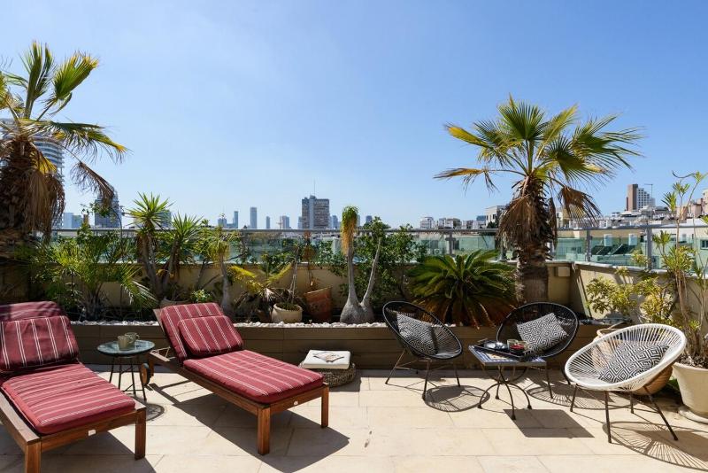 Mamad Duplex 2 Terraces City Center By Feelhome - image 10