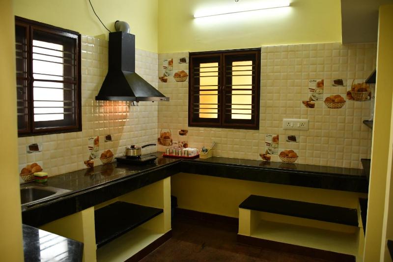Srinivasam service apartment - image 13