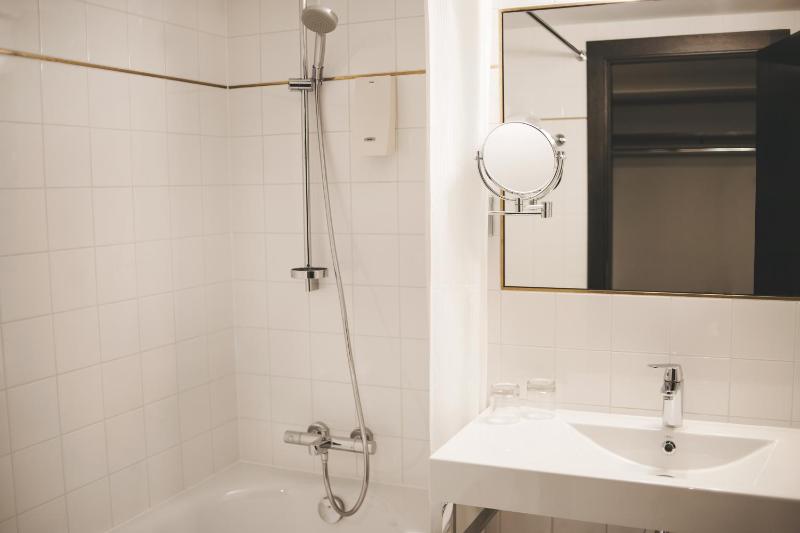 Prestige Double or Twin Room image 2