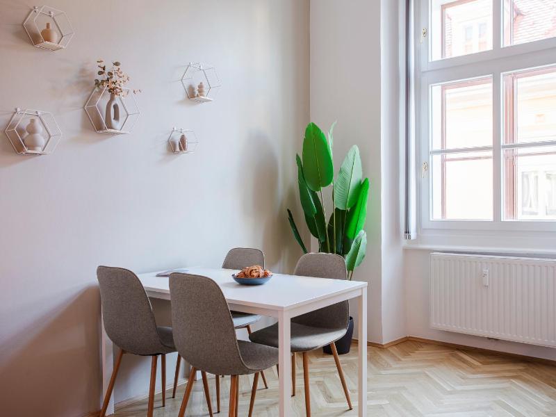 Boho Living Altstadt Suites - Free Parking by HERO HOMES Graz - image 50