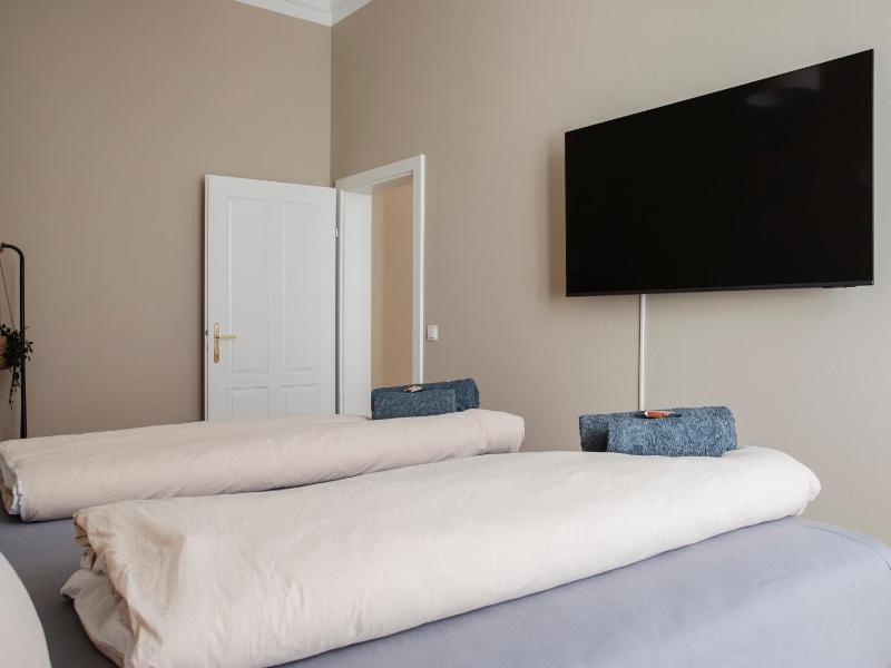 Boho Living Altstadt Suites - Free Parking by HERO HOMES Graz - image 38