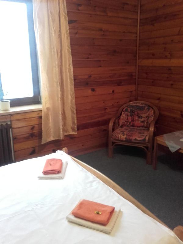 Standard Triple Room image 4