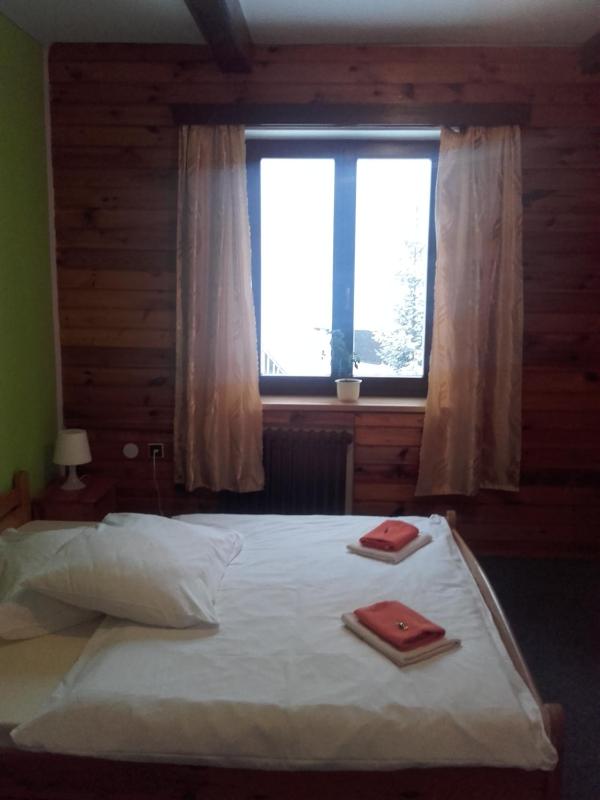 Standard Triple Room image 3