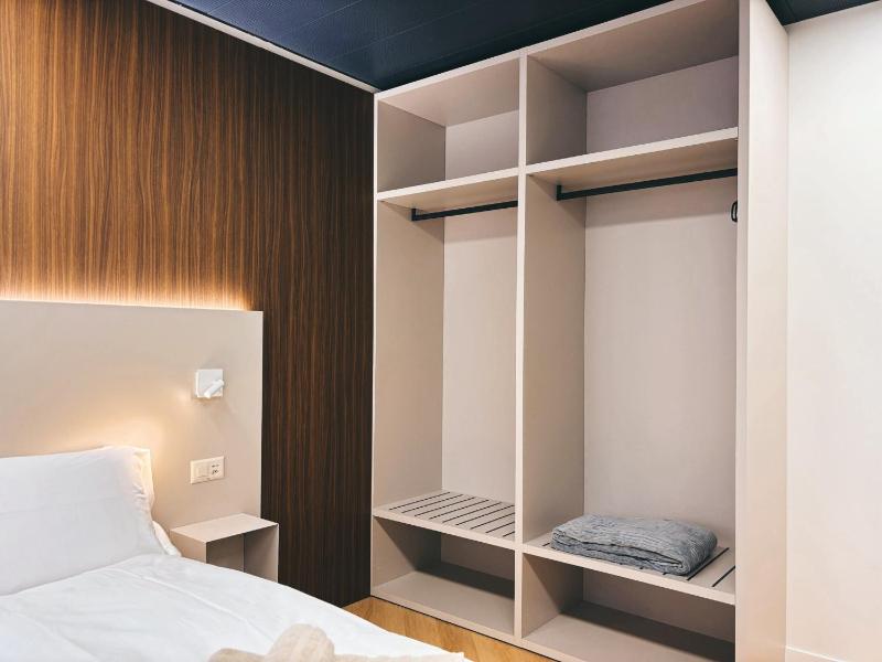 B-ROOMS Bleisure Hotel - Lugano district - image 16