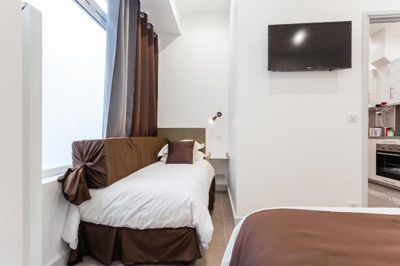 Apartment - Ground Floor image 4