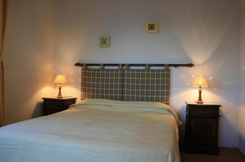 Two-Bedroom Apartment with Sea View image 2