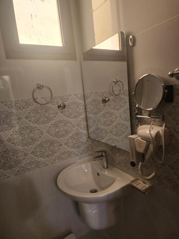 Mo home - image 15