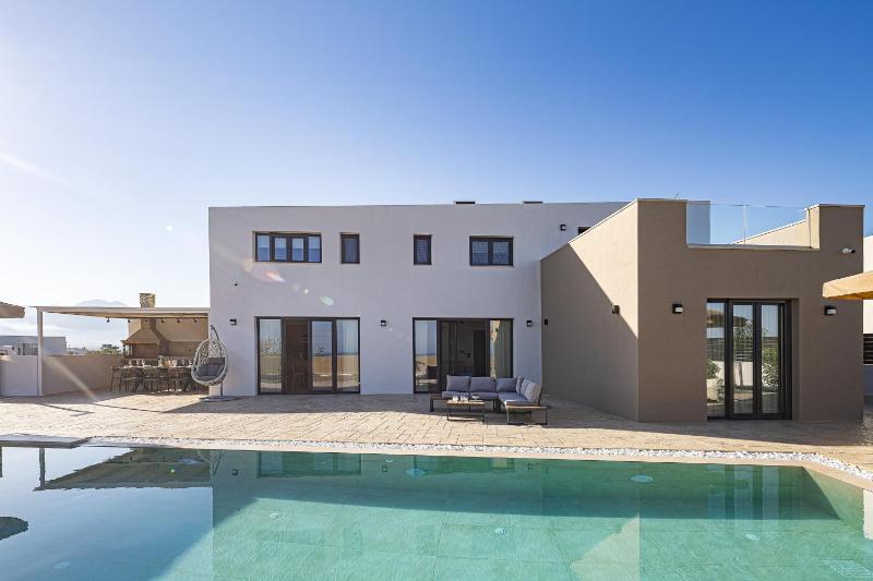 Elysioum Pearl Villas - With 2 Private Pools - image 2