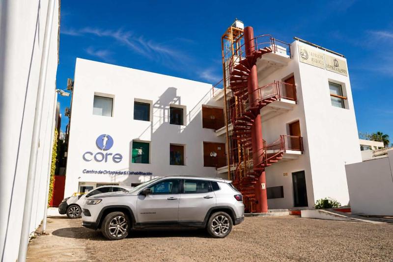 SB 202 Studio en el Malecón - image 18