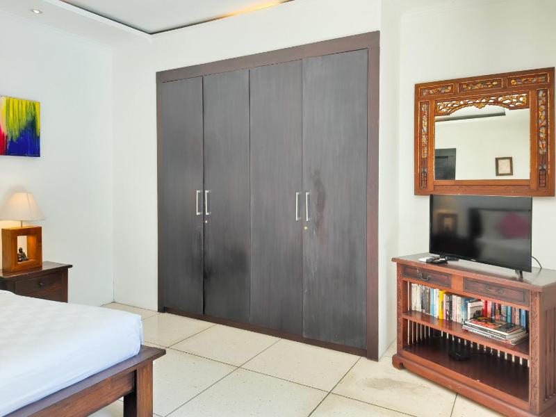 The Lavana Dzawani Seminyak 3 Bedroom Villa - image 44