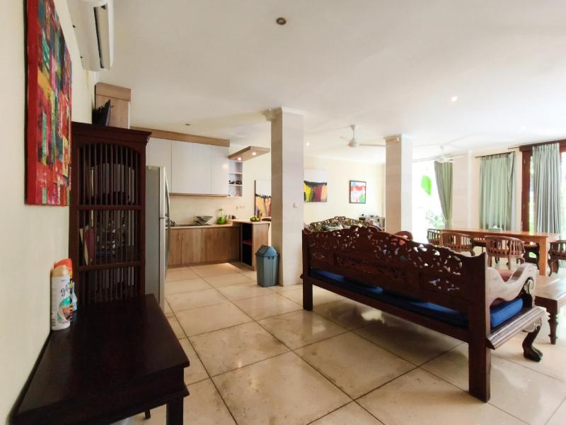 The Lavana Dzawani Seminyak 3 Bedroom Villa - image 42