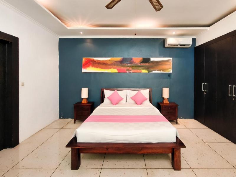 The Lavana Dzawani Seminyak 3 Bedroom Villa - image 25