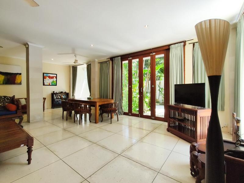 The Lavana Dzawani Seminyak 3 Bedroom Villa - image 18