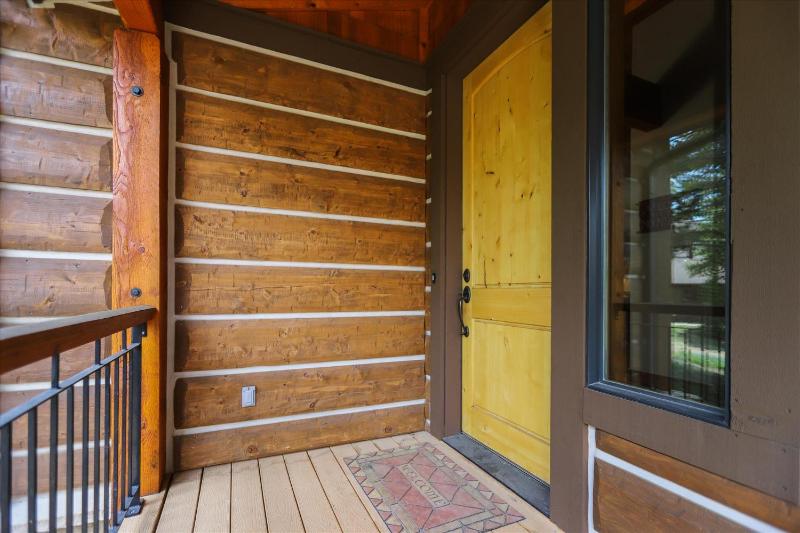 Shock Hill Retreat Excellent Location Breck Townhome with Hot Tub Near Gondola - image 19
