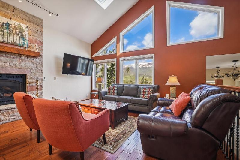 Silver Shekel Retreat Breck Home with Hot Tub and Views - image 17